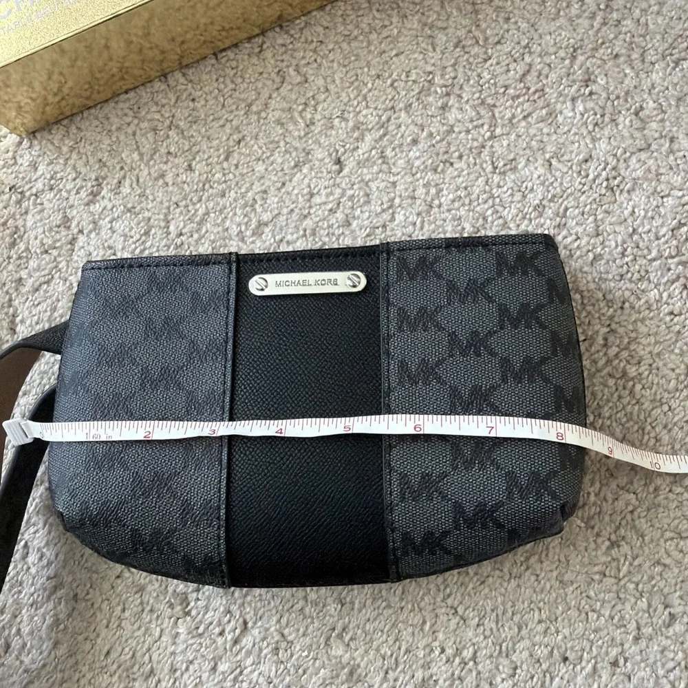 Michael Kors Logo Women's Belt Bag Black L/XL New In Box